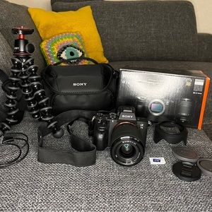 Sony Alpha 7 III 24.2 MP Digital Mirrorless Camera - Black BUNDLE (WARRANTY)